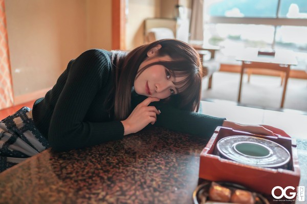 紗愛（すずな） 撮りおろしNFT 下呂温泉 001 #216/1000