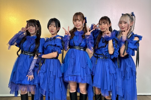 fishbowl /メンバー全員のサイン入り写真① #1834/2000