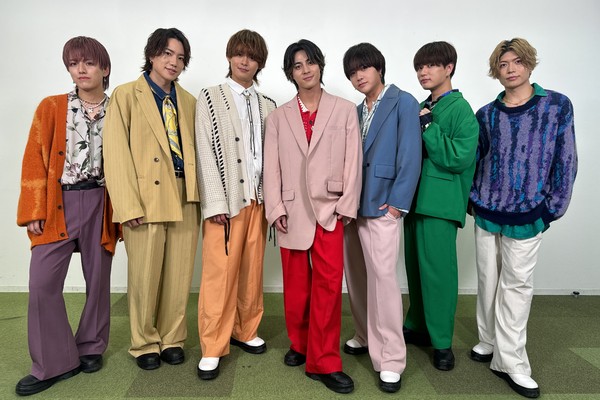 IVVY/メンバー全員のサイン入り写真① #855/2000