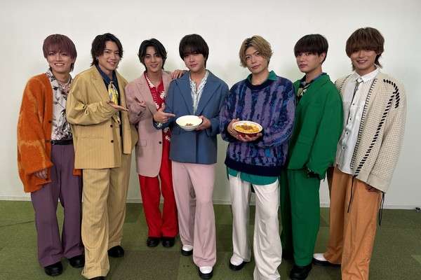 IVVY/納豆アレンジレシピに挑戦？！メンバー全員のサイン入り写真 #1381/2000