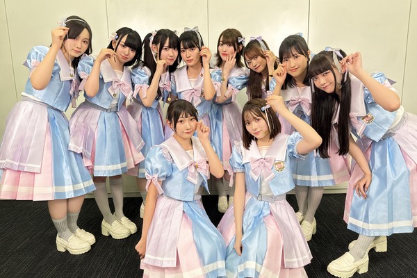 高嶺のなでしこ /催眠術を体験！メンバー全員のサイン入り写真 #1186/2000