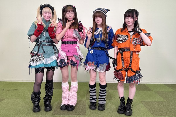 ゆるめるモ！/メンバー全員のサイン入り写真① #480/2000