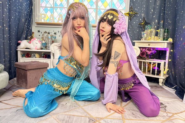夢喰NEON／さく＆なめのサイン入り“女装”写真 #1621/2000
