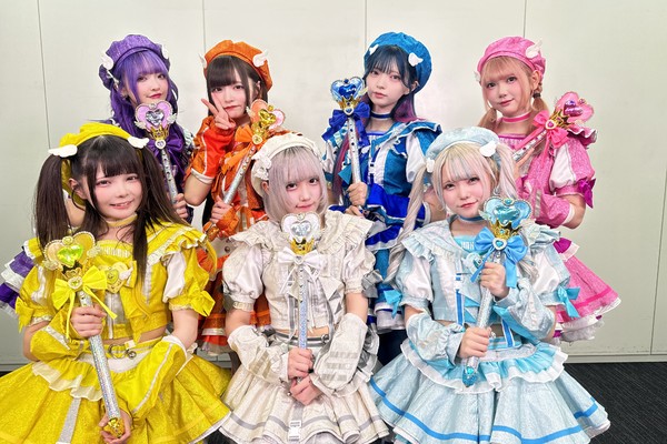 NANIMONO /メンバー全員のサイン入り写真 #1557/2000