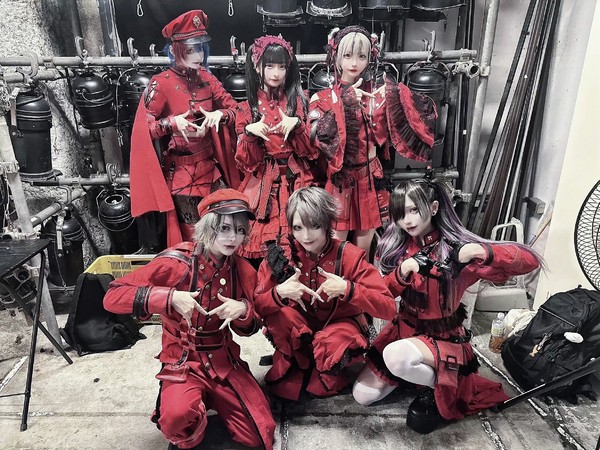 マーキュロ／☆祝☆ ランキング３位 メンバー全員のサイン入り記念写真 #1211/2000