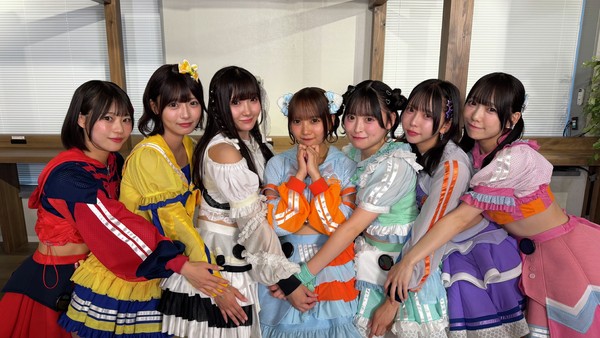 UtaGe!／メンバー７人のサイン入り写真① #327/2000