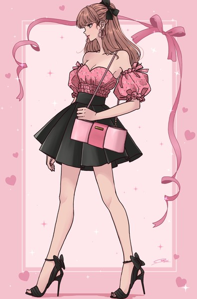 ピンクと黒のドレス