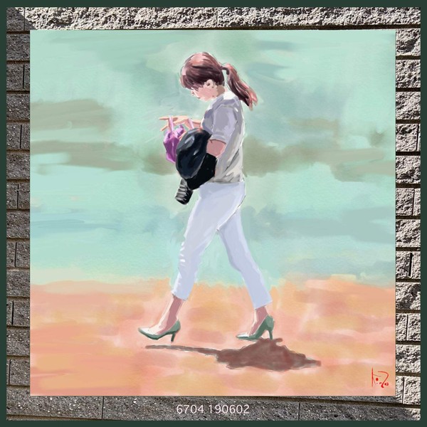 Woman returning from gym 6704／ジム帰りの人
