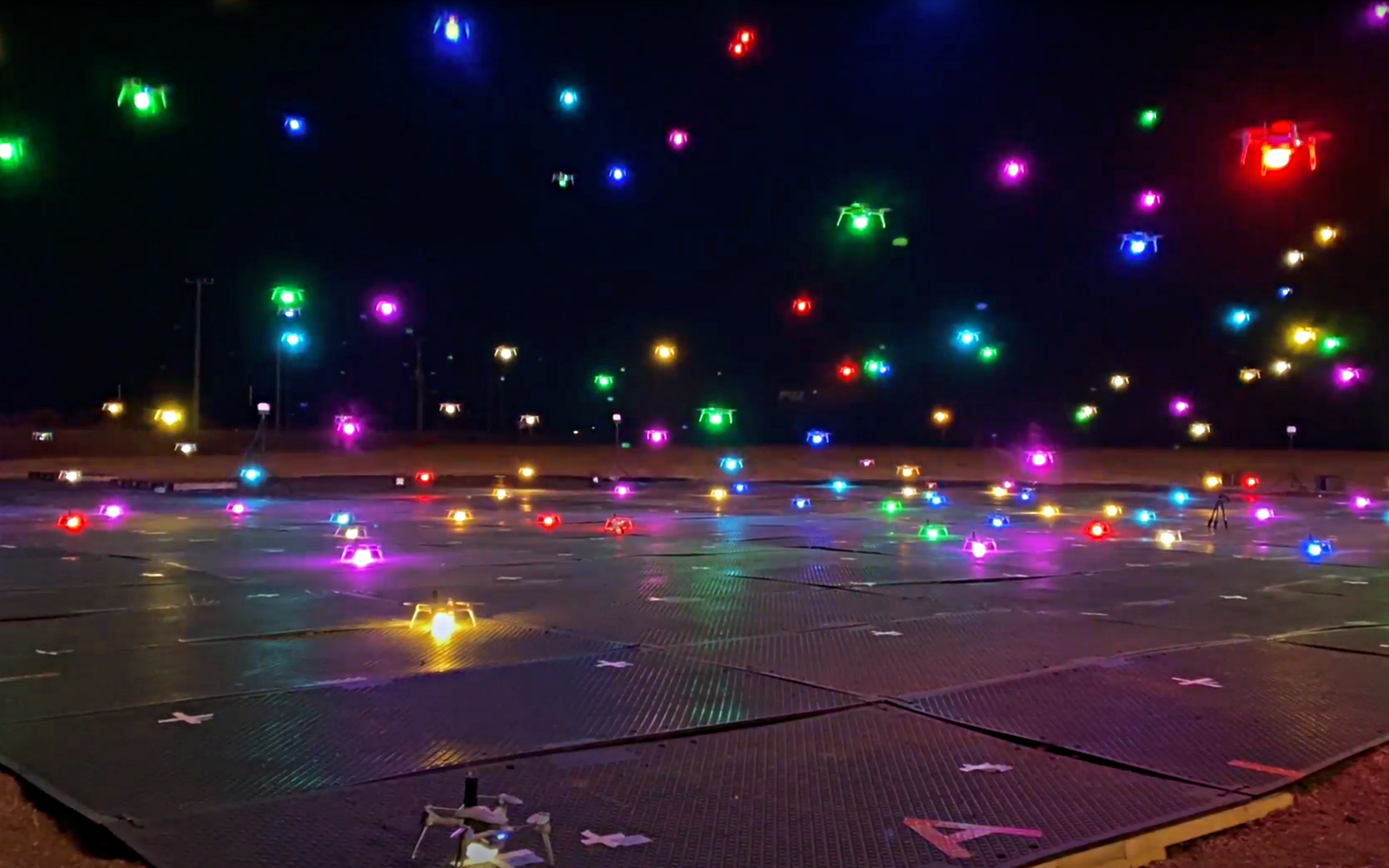 クリスマスドローンショー2021 in 上士幌＜着陸（近距離）＞