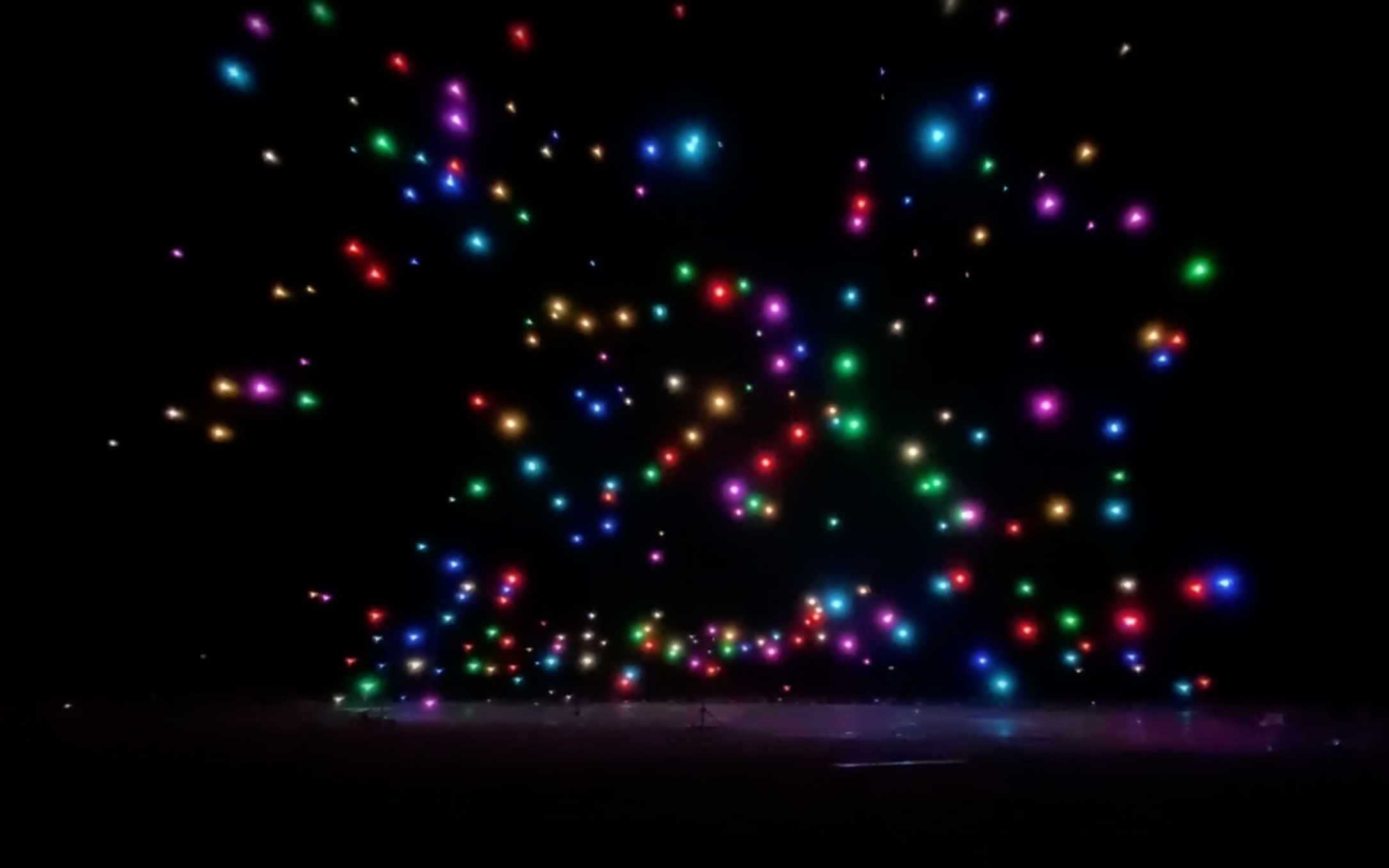 クリスマスドローンショー2021 in 上士幌＜着陸（中距離）＞